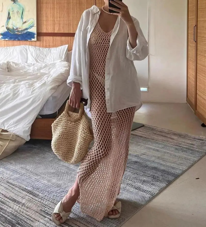 Yiiciovy Sexy Women Knitted Beach Bikini Cover Ups Crochet Vneck Backless Dress Swimsuit Bathing Suit Summer Beachwear 240320
