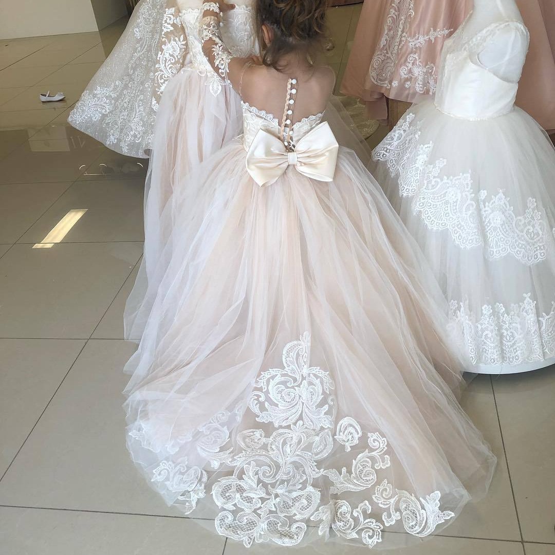 New Flower Luxurious Long Train Bead 3D Flowers Appqulies Ball Gown Princess Holy First Communion Wears Little Baby Lace Tulle Ruffles Birthday Girl D