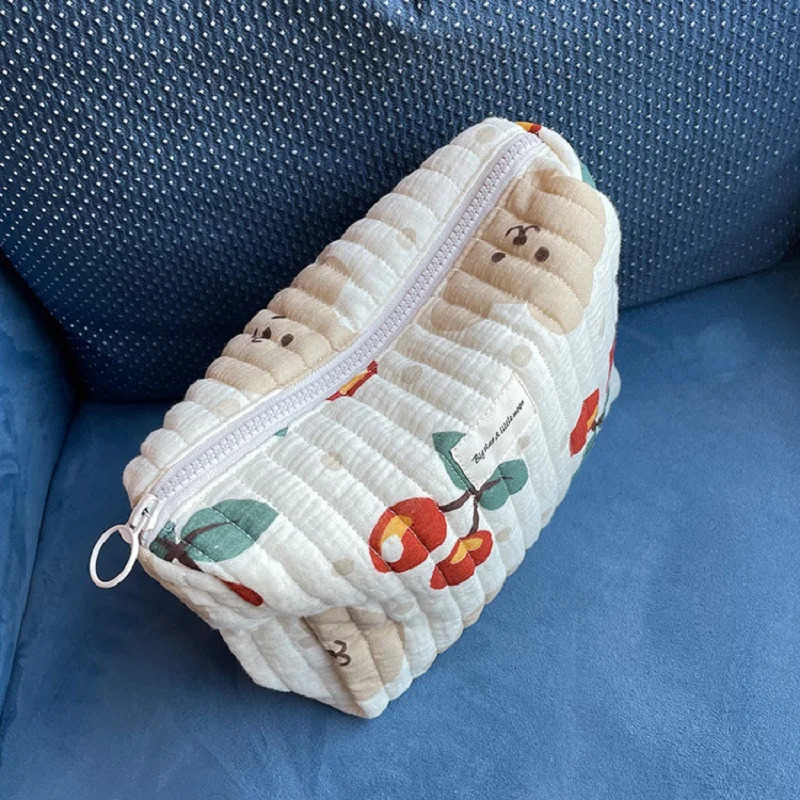 2025 NEW Portable Quilting Clutch Soft Cotton Women Zipper Cosmetic Organizer Cute Makeup Bag Large Capacity Make Up Pouch Purse Handbag 240314 zhanyi