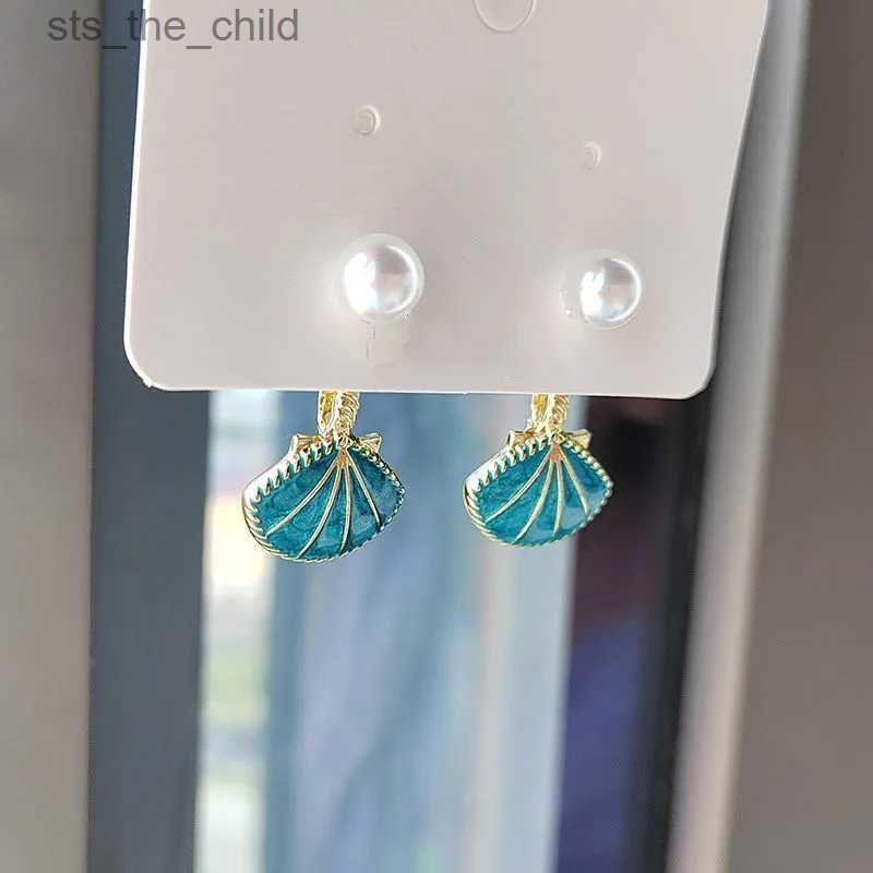 Dangle Chandelier Summer Style Shell Pearl Pendant Earrings Bohemian Gold Blue Shell Beach Jewelry Suitable for Womens Warm Souvenir GiftsC24326
