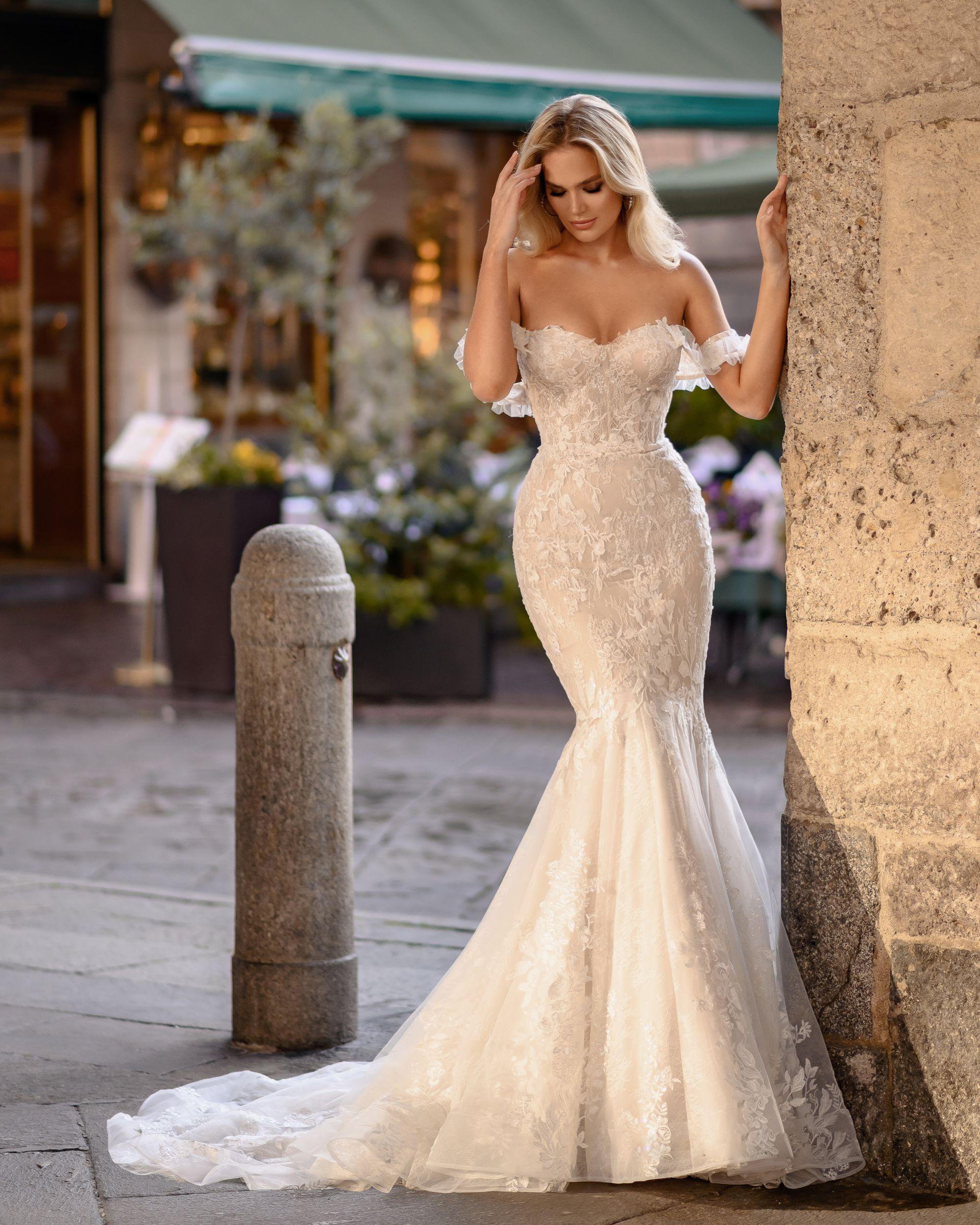 2024 New Arrival Romantic Appliques Lace Off Shoulder Sleeves Sweetheart Mermaid Wedding Dresses Floral Prints Trumpet Bridal Gowns