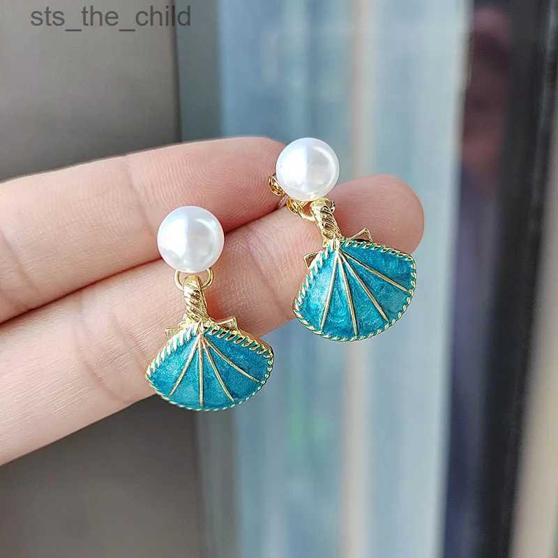 Dangle Chandelier Summer Style Shell Pearl Pendant Earrings Bohemian Gold Blue Shell Beach Jewelry Suitable for Womens Warm Souvenir GiftsC24326