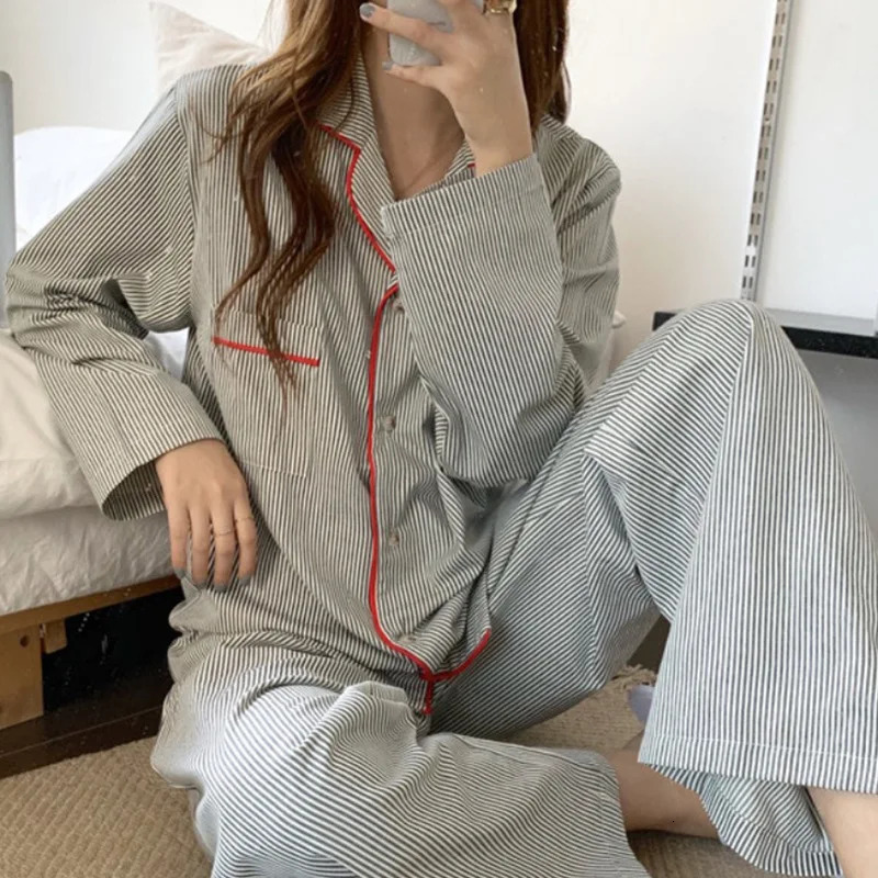 Contracted Stripe Couples Lapel Button Cardigan Long Sleeve Pants Loose Spring Summer ice silk Sleepwear Loungewear 2 Sets 240314