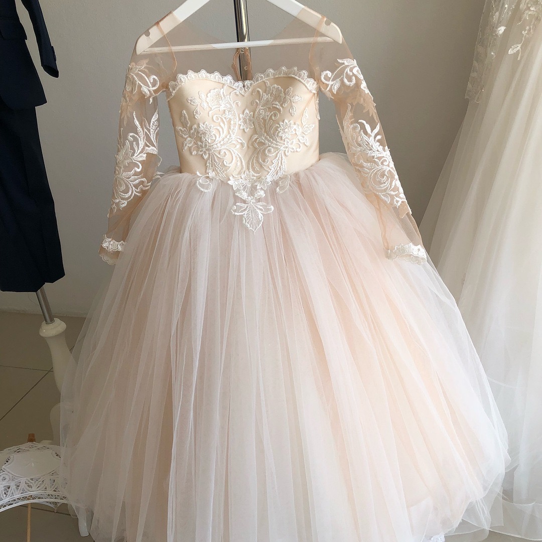 New Flower Luxurious Long Train Bead 3D Flowers Appqulies Ball Gown Princess Holy First Communion Wears Little Baby Lace Tulle Ruffles Birthday Girl D