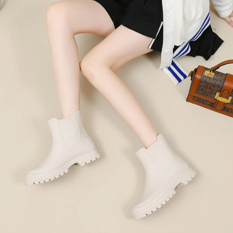 Rain Boots Women Garden Galoshes Waterproof Rubber Chelsea Boot Female Non-slip Rainshoes Fishing Water Shoes Botas Lluvia Mujer 240309