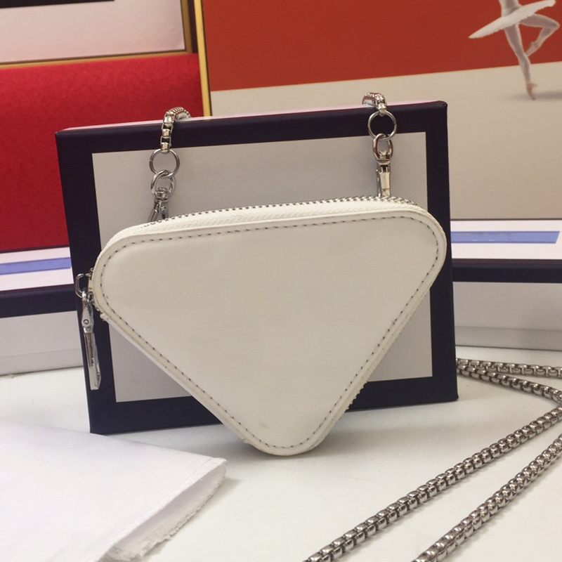 Triangle letter logo detachable adjustable shoulder strap zipper opening and closing triangle bags shoulder bags female classic black.