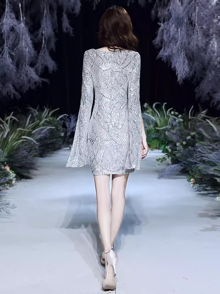 Stunning Silver Sequin Evening Dresses Midi V-neck Short Party Sexy 3/4 Sleeveless Ball Party Gown Abendkleider