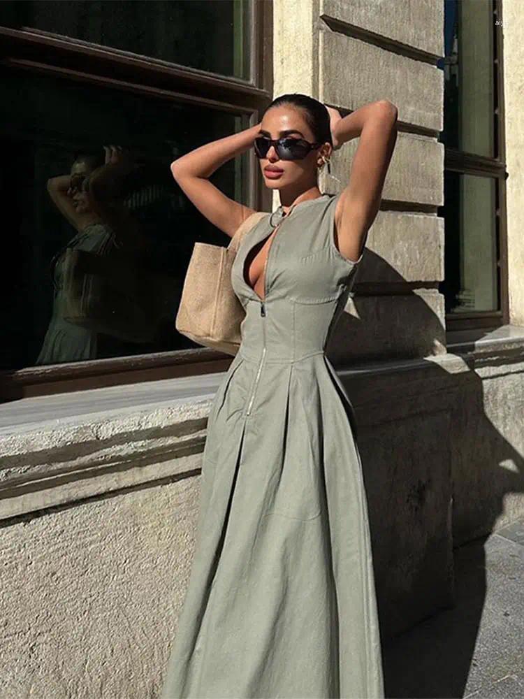 Casual Dresses Women Elegant Solid Half Zipper A-line Fashion Round Collar Sleeveless Pleated Slim Dress Female High Street Robe