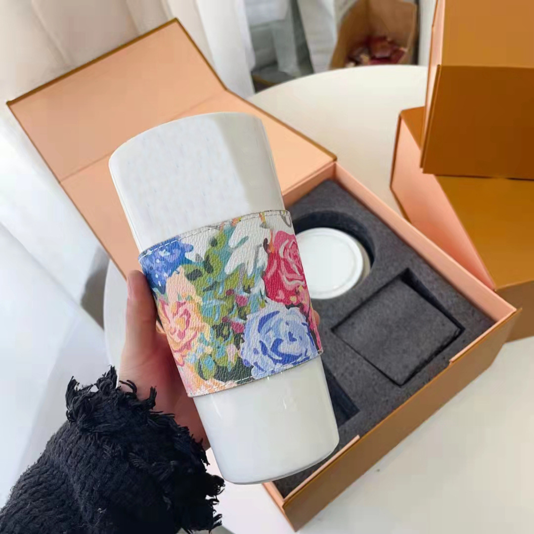Ceramic Designer Mug W/Lid & Gift Box (600ml) - Lettering Coffee Cup dh5727163