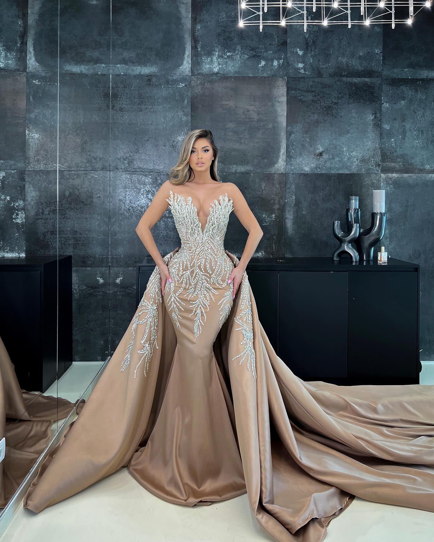 Fabulous Champagne Mermaid Evening With Overskirts V Neck Crystal Formal Party Prom Dress Red Carpet Dresses For Special Ocn Robe De Soiree 0616