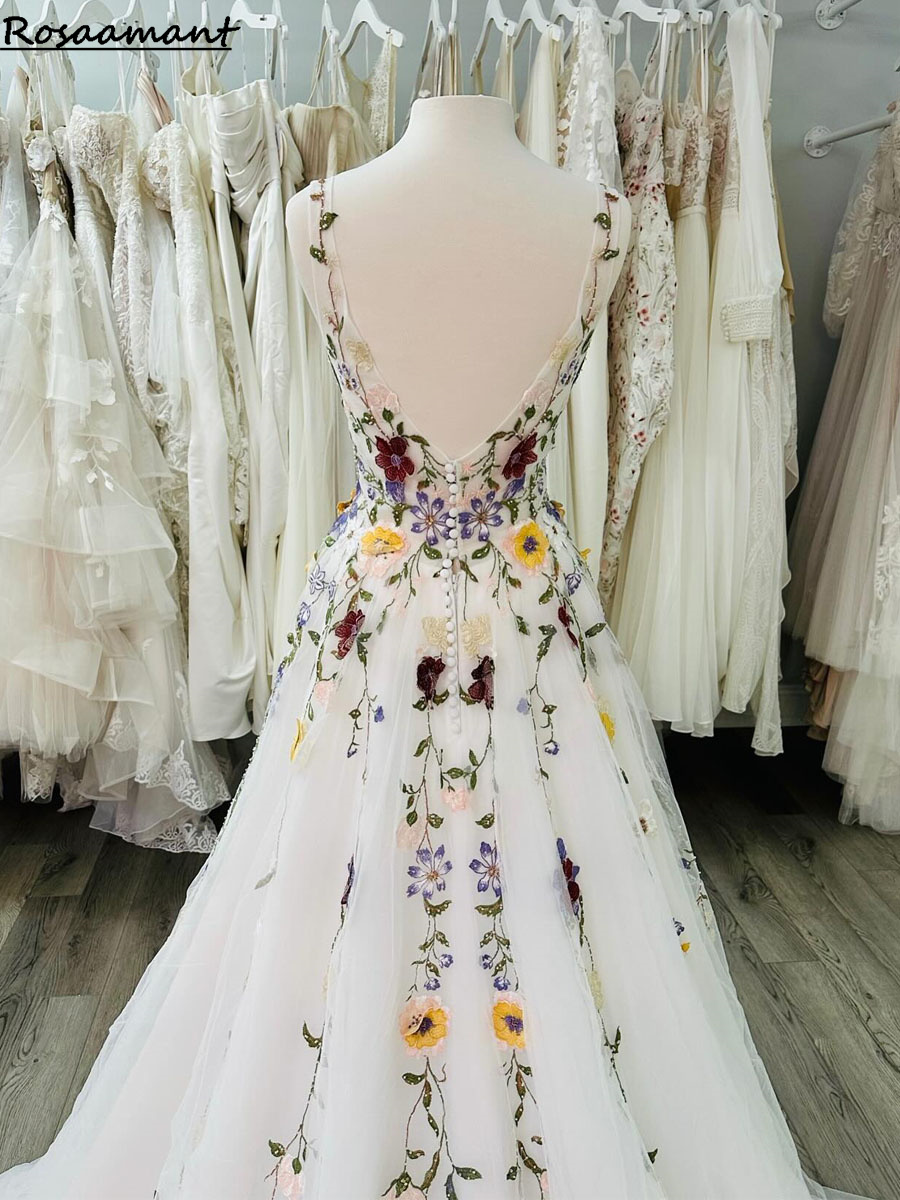 Beautiful Colorful wer Wedding Dress Boho Fairy tale A e 3D rals Rustic Country Bridal Gowns Tulle Whimsical Bride 2024