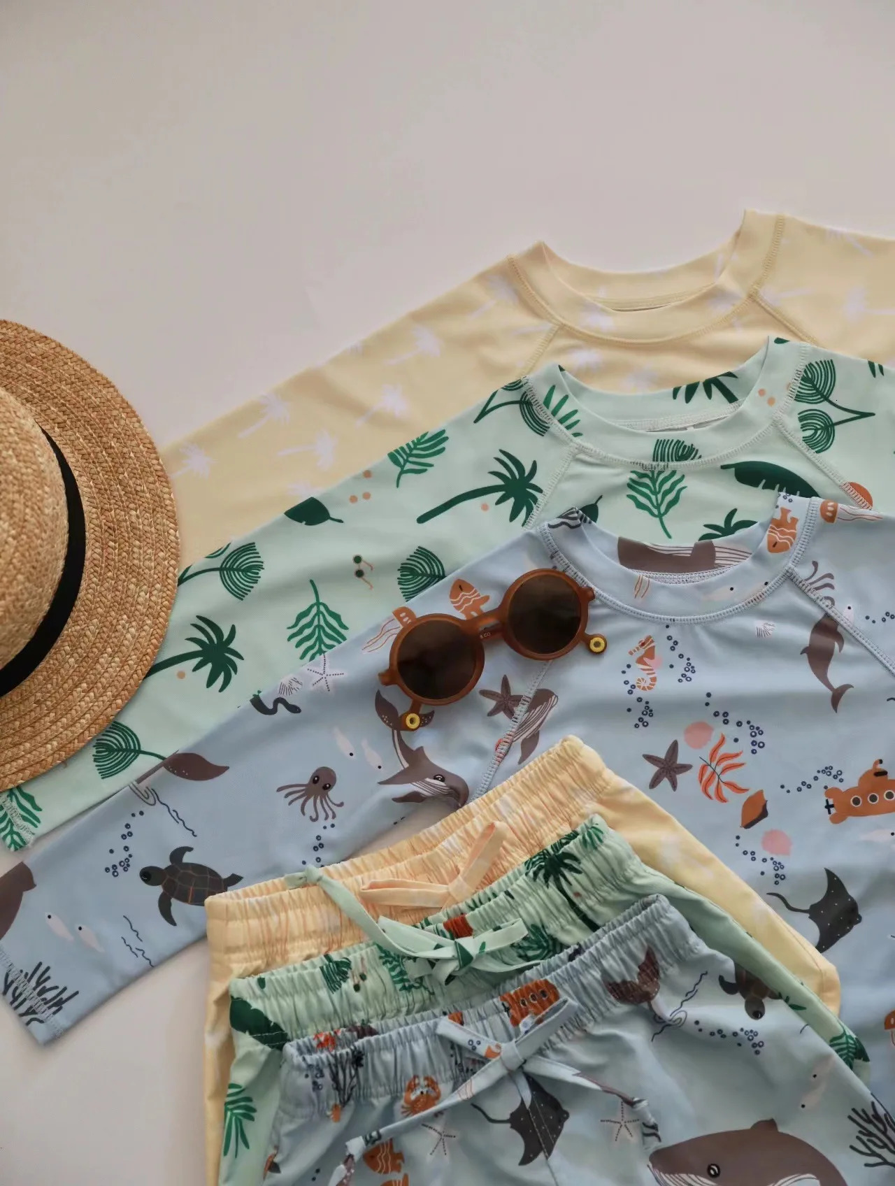 deer jonmi 2024 Summer Baby Boys Swimwear Sets Printed Long Sleeve Tops Shorts 2pcs Sun-proof Beach Vacation Children Swimsuits 240326