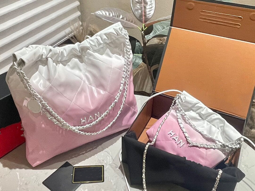 Shopper de qualité 24 cc sacs Gradient Cherry Blossom Pollen Fashion Cross Body Tote Hands Hands Purse Designer Coupteur matelassé Crossbody Poch