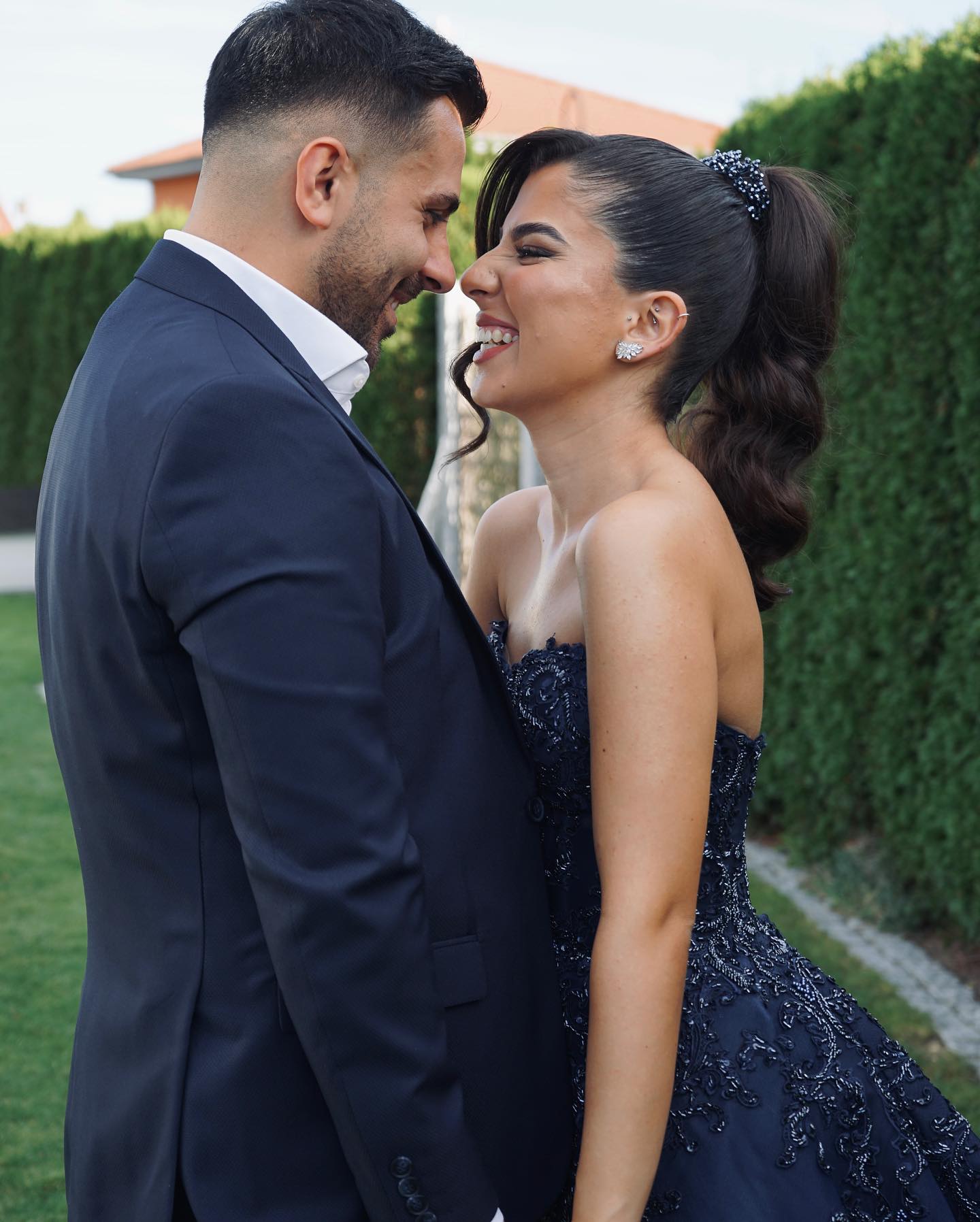 Stunning Navy Blue Dress With Overskirts Sweetheart Beading Lace Wedding Dresses Bridal Gowns Front Slit Sweep Train Designer Country Robe Mariage 051