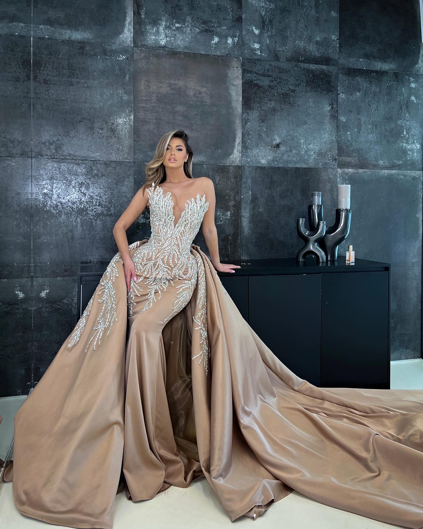 Fabulous Champagne Mermaid Evening With Overskirts V Neck Crystal Formal Party Prom Dress Red Carpet Dresses For Special Ocn Robe De Soiree 0616