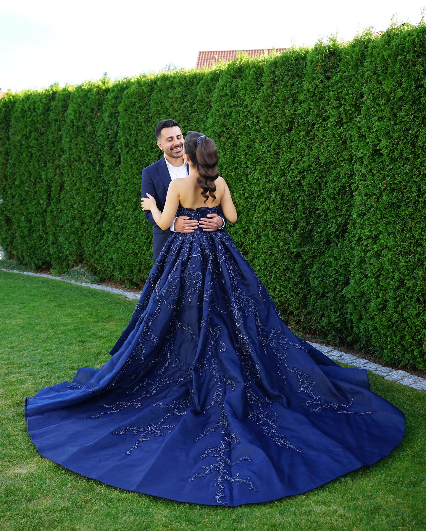 Stunning Navy Blue Dress With Overskirts Sweetheart Beading Lace Wedding Dresses Bridal Gowns Front Slit Sweep Train Designer Country Robe Mariage 051