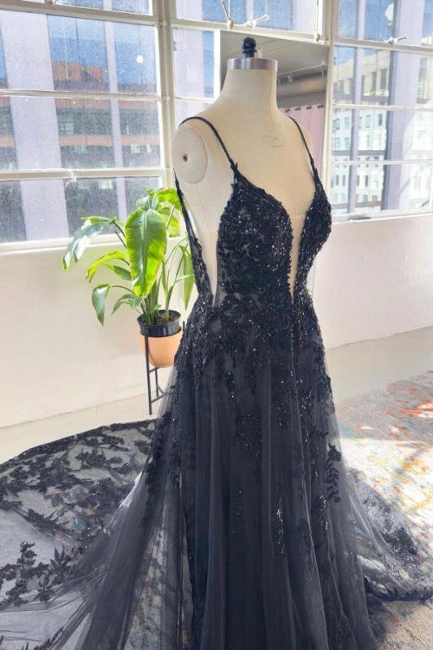 Real Image Ink Blue Lace Tulle Evening Dresess Sexy Backless Spaghetti Straps A Line Party Occasion Gowns Black Girls Prom Dress Open Back BC16466