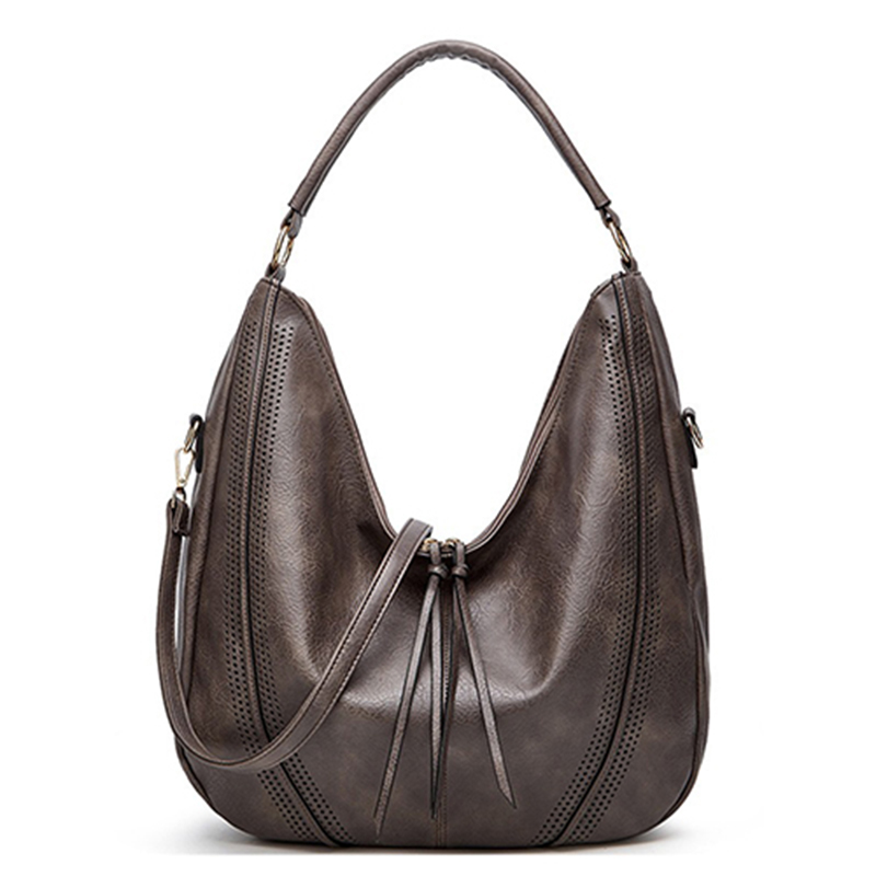 fashionable shoulder bag for women, large capacity retro rivet crossbody bag