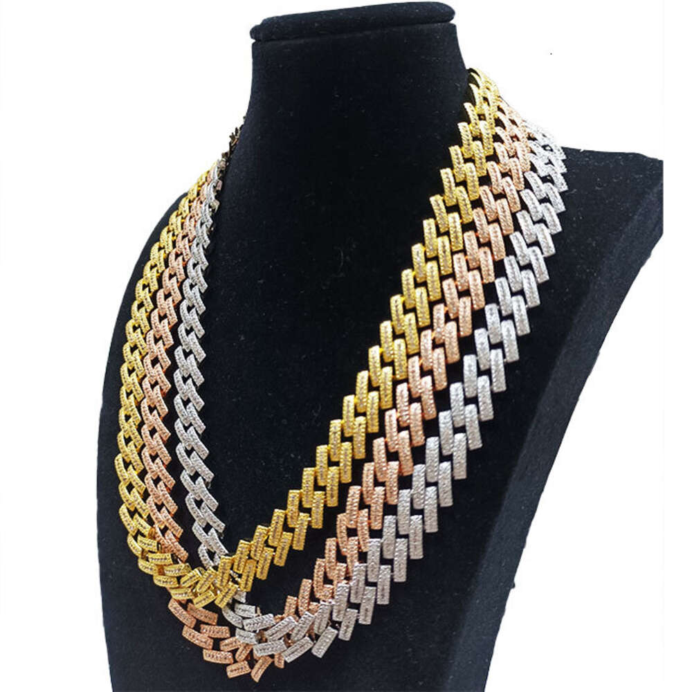 18mm 22inch Custom Size Chain Link Fencing d Moissanite S925 Silver Cuabn for Men Cuban