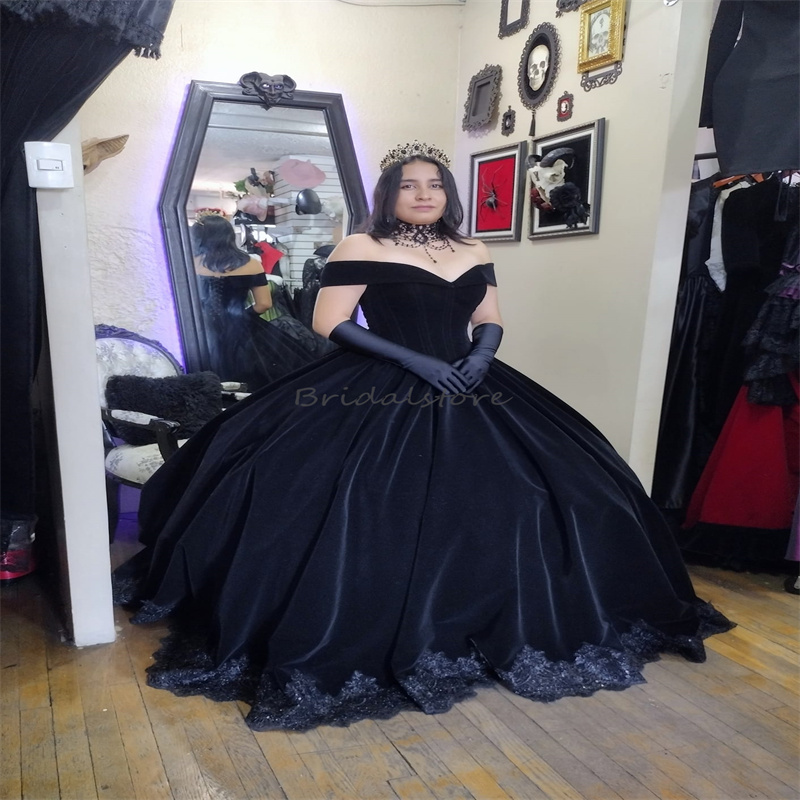 Victorian Black Prom Dresses Off Shoulders 18th Century Costume Medieval Rococo Evening Dress Vampire Gothic Formal Halloween Appliques vestido de nov