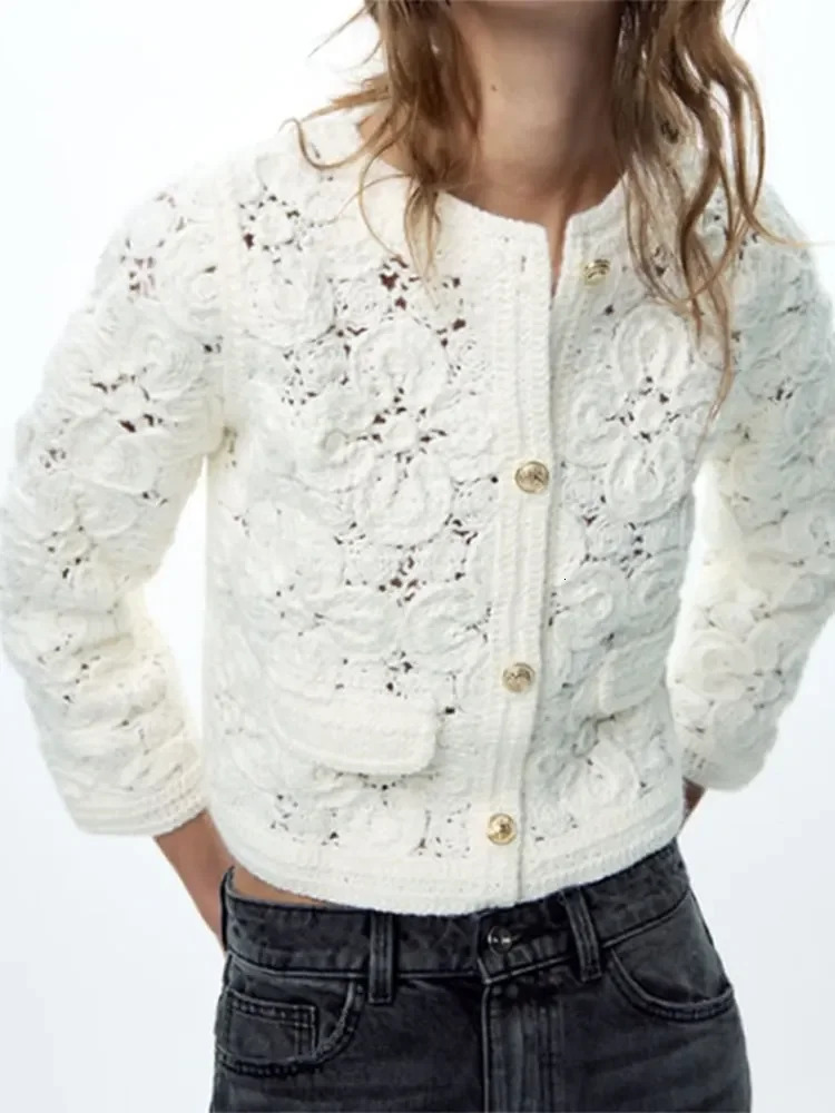 Elegant White Floral Hollow Out Knitted Cardigan for Women O Neck Single Breasted Sweater Coat 2024 Fashion Slim High Streetwear 240311