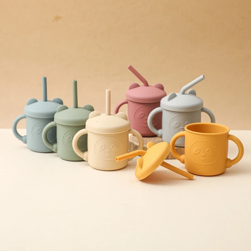 Lets Make Bear Silicone Baby Feeding Cup with Straw BPA Free Silicon Sippy Trainer Cups Handles Water Bottle 240322