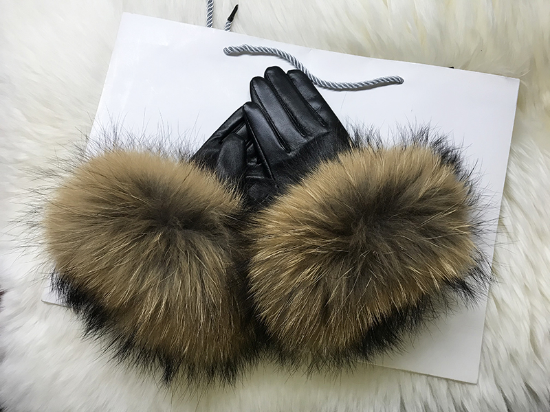 Real Raccoon Fur Gloves Women's Genuine Leather Gloves Big Raccoon Fur Sheepskin Gloves Female Winter Velvet Warm Touch