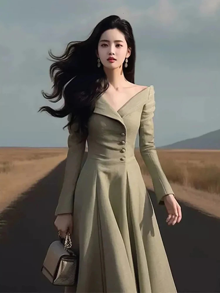 VNeck Off Shoulder Sexy Womens Dress Fashionable Forest Girl Style Solid Color Patchwork Slim ALine Dresses 240327