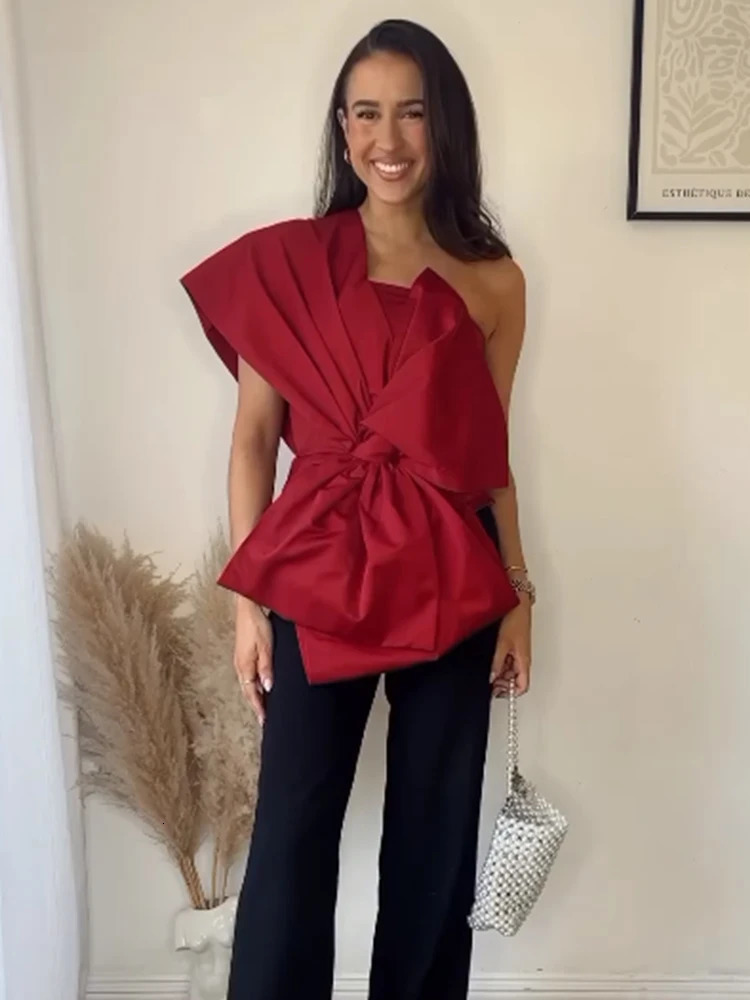 Fashion Red Bow Cropped Top Vest For Women Chic Irregular Backless Sleeveless Lady Tops Female Elegant Sexy Christmas Partywear 240307