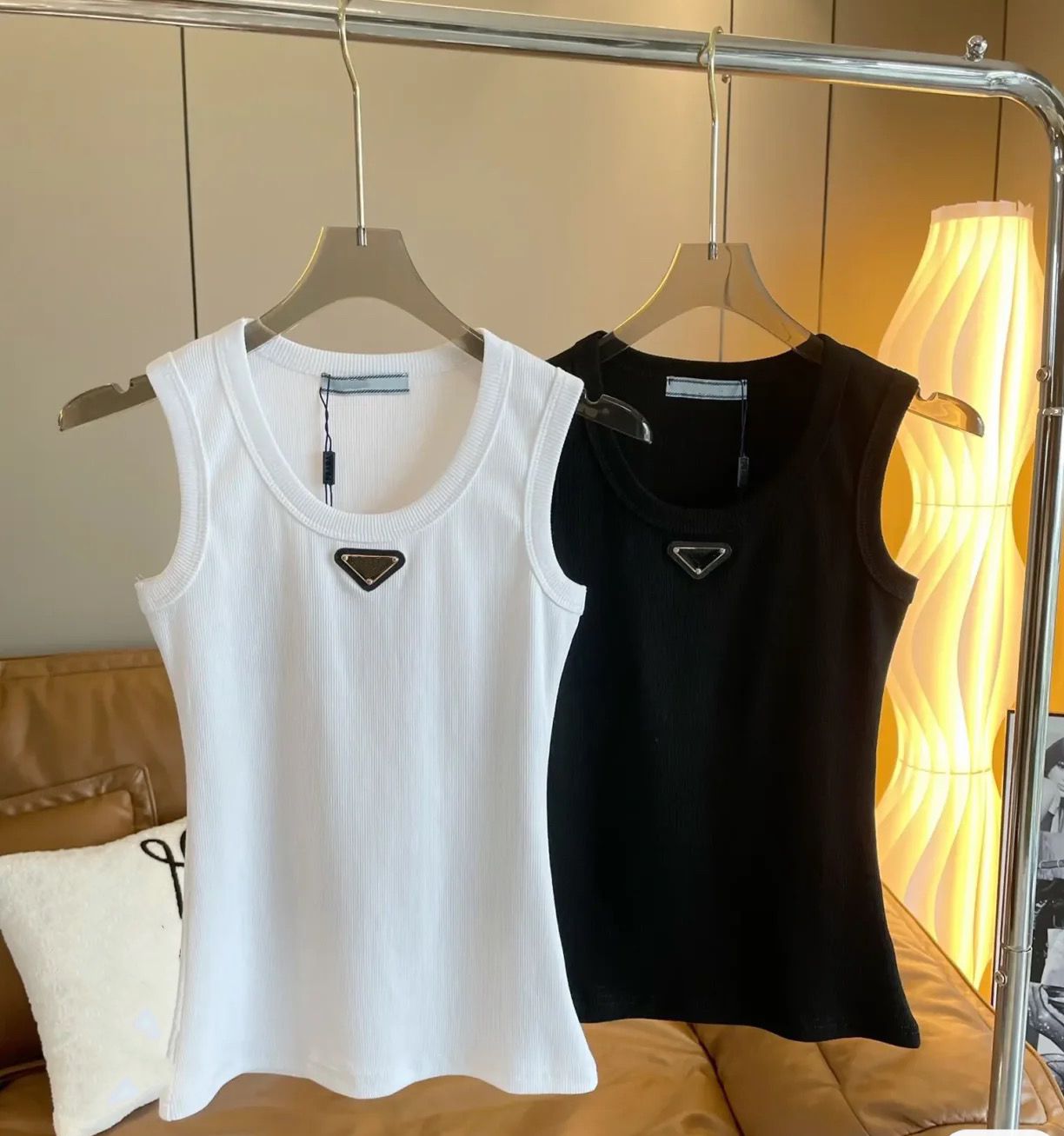ashion women tank designer vest shirt womens cotton slim fit sexy white camis top triangle logo short sports open bellybutton vests tees women camis