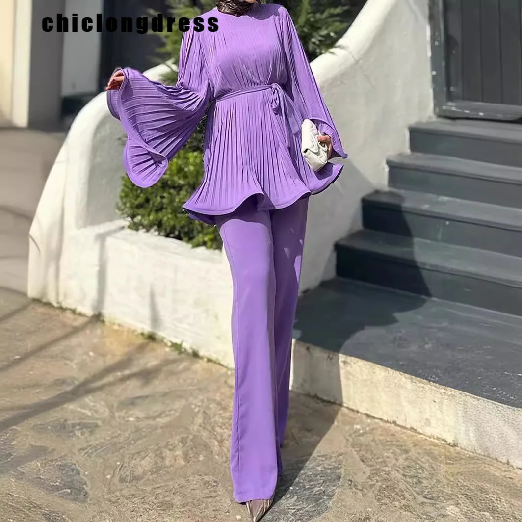 Spring Legant Pleated Twopiece Set Women Casual Loose Lace Up Top Wide Leg Pants Two Piece 240314