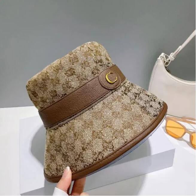 Fashion Hat Bucket Wide Bob Hats funny Brim Designers Women Cotton Unisex Younger Broad Cap Salty Traveling Sun Protection Caps Full Letter Breathable