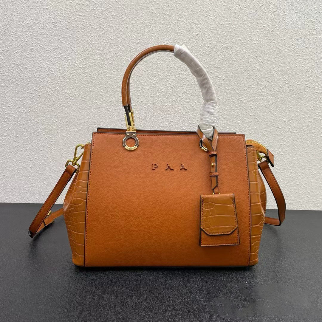 fashion tote bag luxury designer belt shoulder bag crossbody bags embossed shopping travel totes women purse handbag10AAA