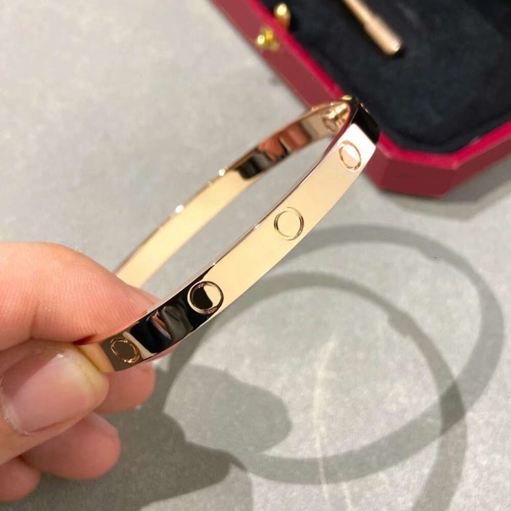 Kia Fifth Generation Screwdriver Fashion Light Titanium Steel Net Red Rose Gold Non Fading Bracelet Children