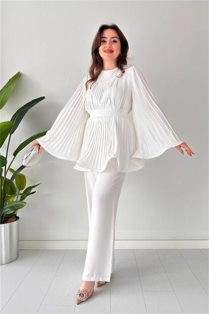 Spring Legant Pleated Twopiece Set Women Casual Loose Lace Up Top Wide Leg Pants Two Piece 240314