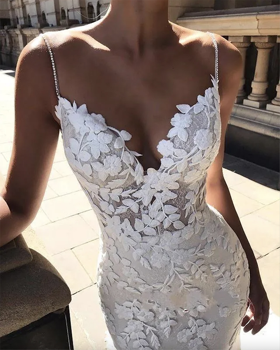 New Mermaid Wedding Dresses 2024 V Neck Long Sleeves Full Lace Appliques Front Split Sheer Sweep Train Backless Plus Size Free shippi