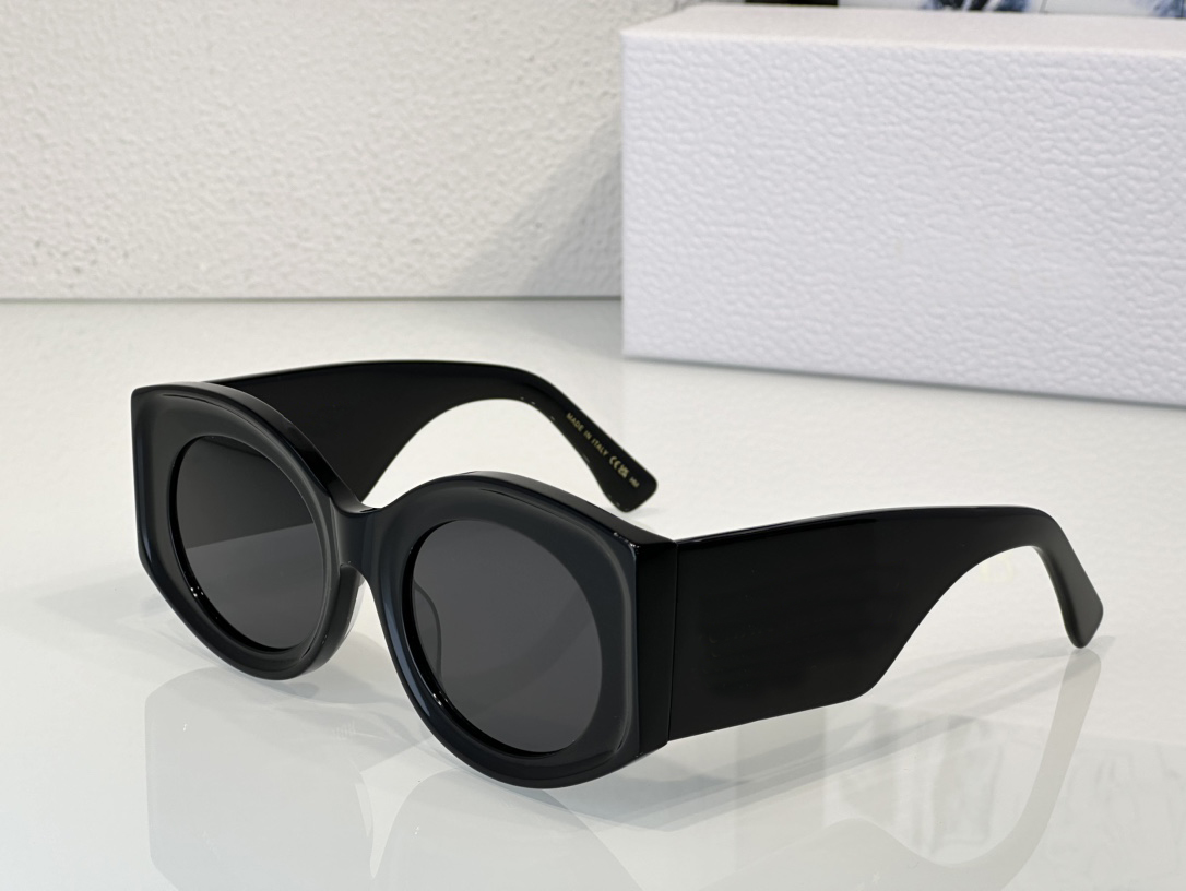 Round Oversized Sun… - image