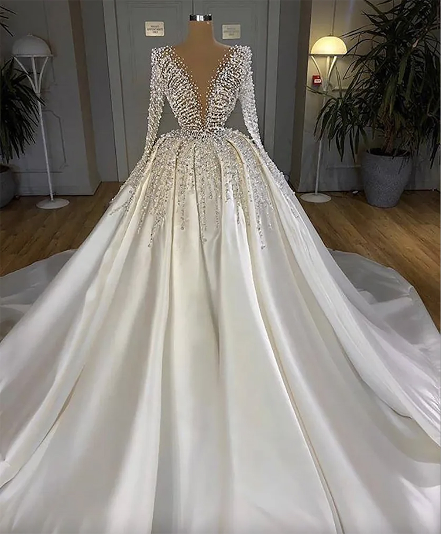2024 Turkish Beaded Crystal White Satin Wedding Dresses Dubai Arabic Long Sleeve Bridal Gowns Bride Dress Middle East