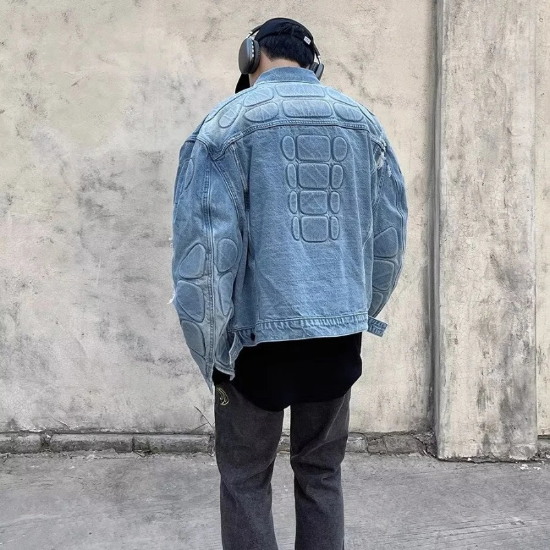 Retro Convex Turtle Shell Denim Jacket Men Hip Hop Ripped Hole Loose Harajuku Bomber Coats Cropped Street Autumn Jeans Outwear 240319