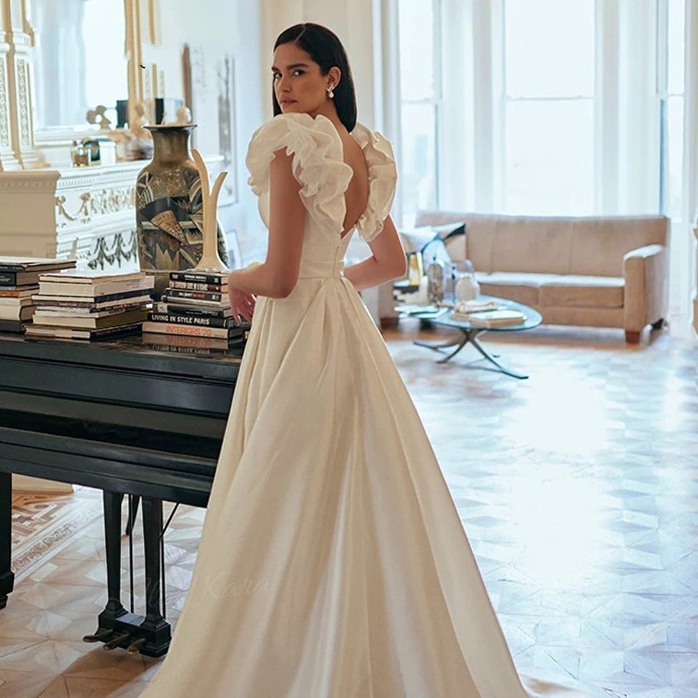 2024 Chic A-Line Wedding Dress Women V-neck Ruffles Sleeveless Backless Satin Princess Bridal Gowns Vestido De Novias
