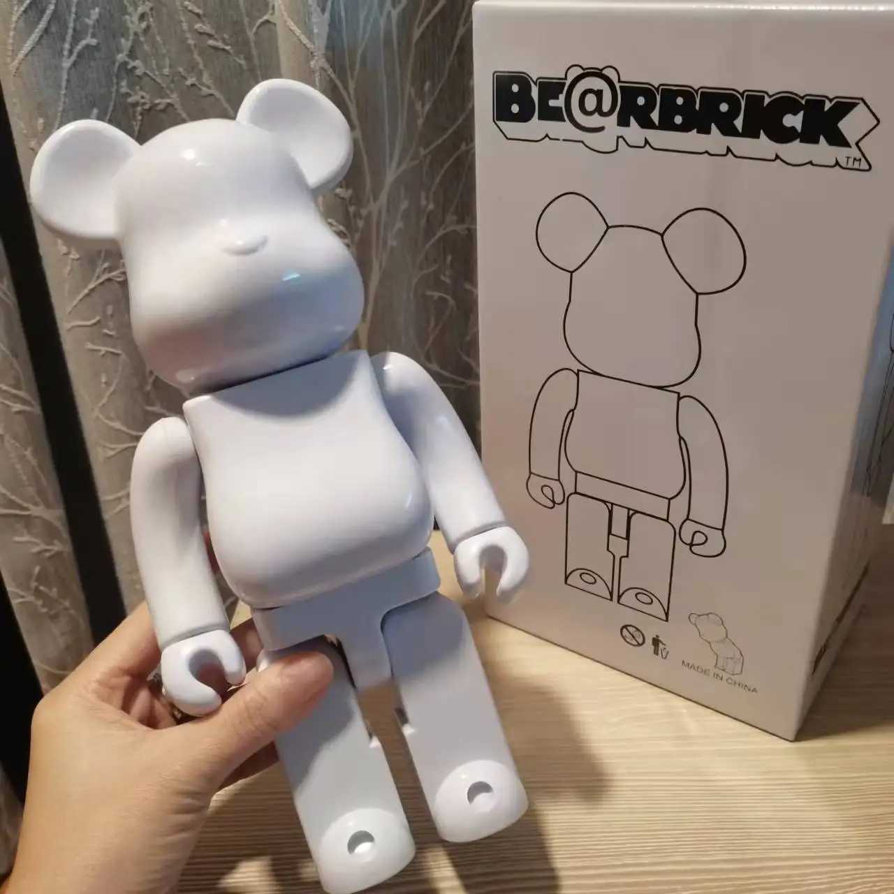 Novelty Items 28cm Bearbrick 400% Action Picture Violent Bear Leopard Print Bearbrick Building Block Home Decoration GiftsL2403