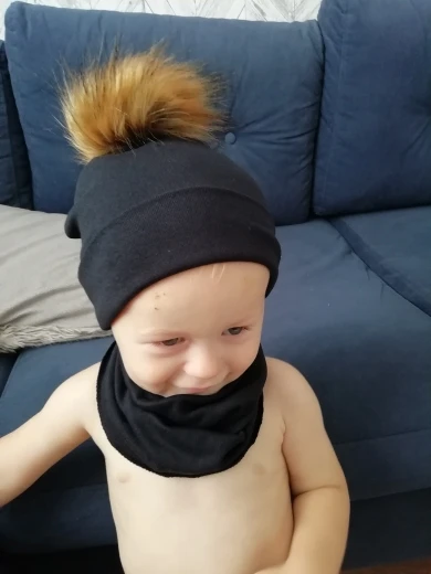children's 2025 pom pom Hat Autumn Winter new Baby Hat Girls Boys Cap Kids Beanie bonnet Collar Scarf set baby cap Photography props