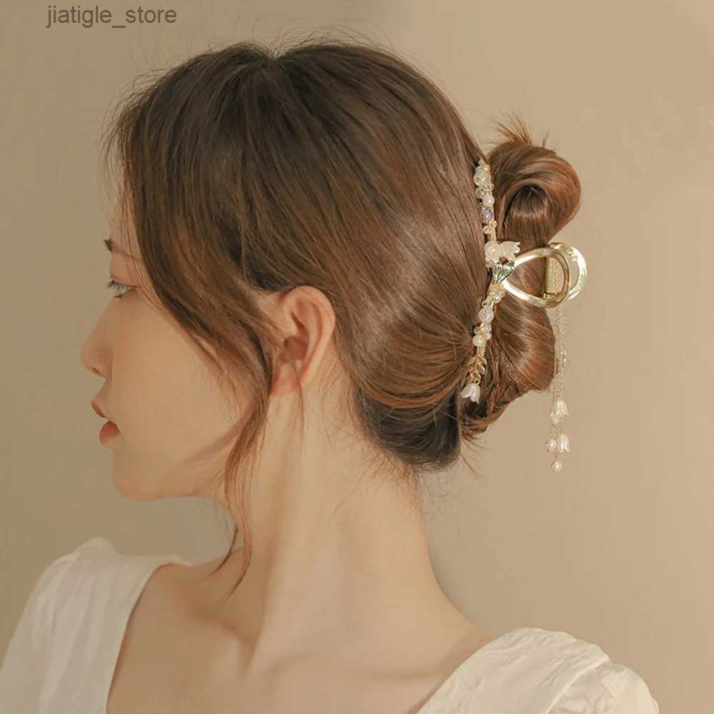 Hair Clips Haimeikang Pearl Hair Clip Crabs For Women lily of the valley leaf Tassel Hair Claw Hairpin Golden Fashion Ponytail Accessories Y24032