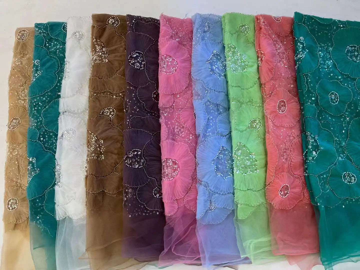 2023 Latest African 3D Flower Lace Fabric Dubai Sequins Tulle Lace Fabric Embroidered Applique Nigerian Groom Fabric For Sewing