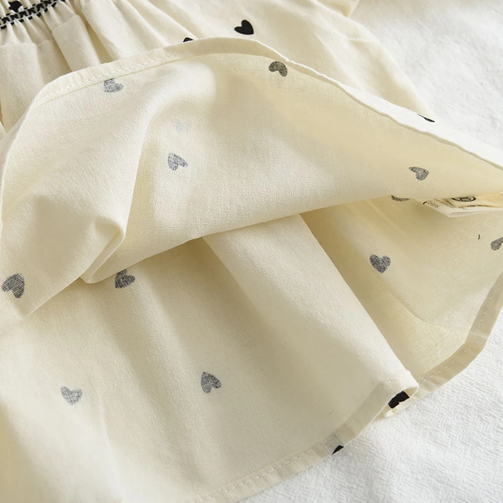 new Bear Leader Floral Girls Shirts Spring and Autumn New Childrens 2025 Korean Casual Bottoming Shirt Blouse Long sleeve Children Shirts