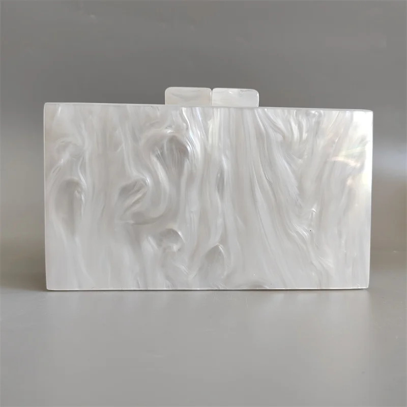 Women Pearl White Silver Glitter Letter Name Wifey Acrylic Evening Clutch Bag Ladies Chain Party Shoulder Purses And Handbag 240321