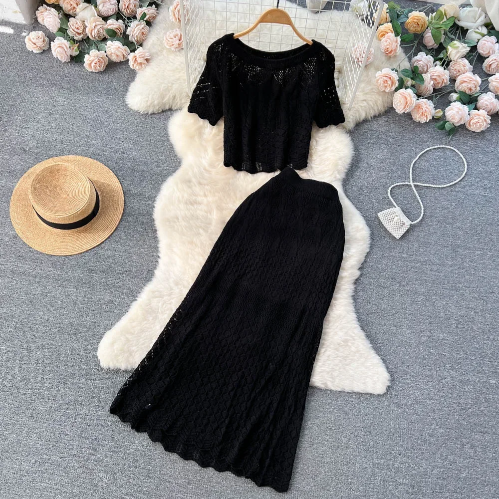 Korean new Style Hollow Hook Flower Lace Short-sleeved Suit Skirt Women's Short Top + 2025 Fishtail Skirt 2-piece Set Trendy