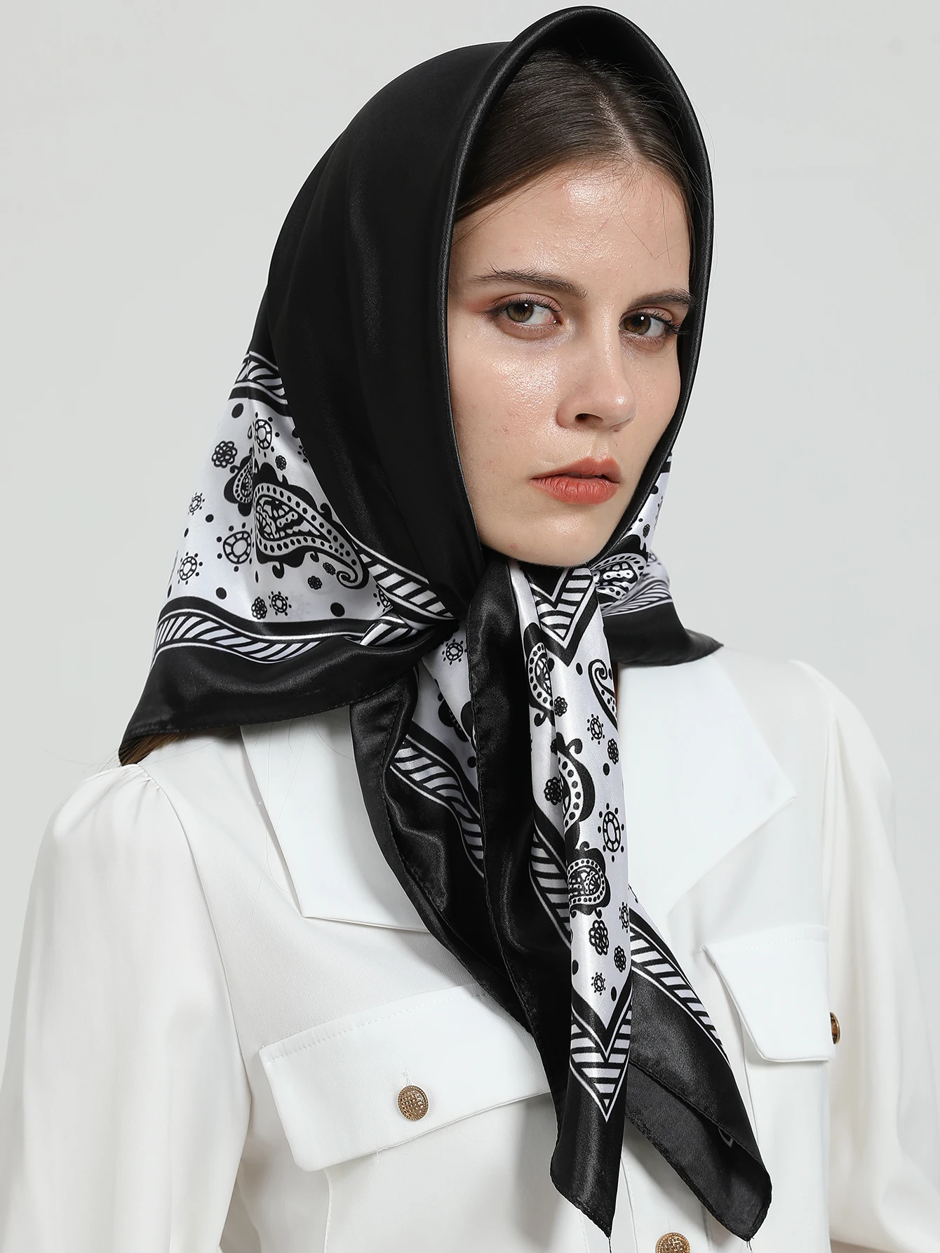 2023 2025 Print Silk Satin Muslim Scarf Hijab 90cm Neckerchief Shawl Wraps Bandana Female Headband Hair Hand Wrist new Echarpe New