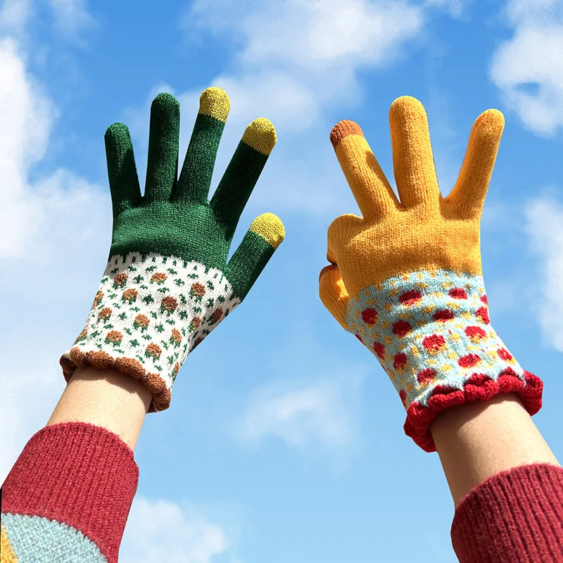 Winter Thicken Warm Gloves For new Women Students Cute Suower Knitted Touch 2025 Screen Gloves Girls Outdoor Riding Skiing Gloves New