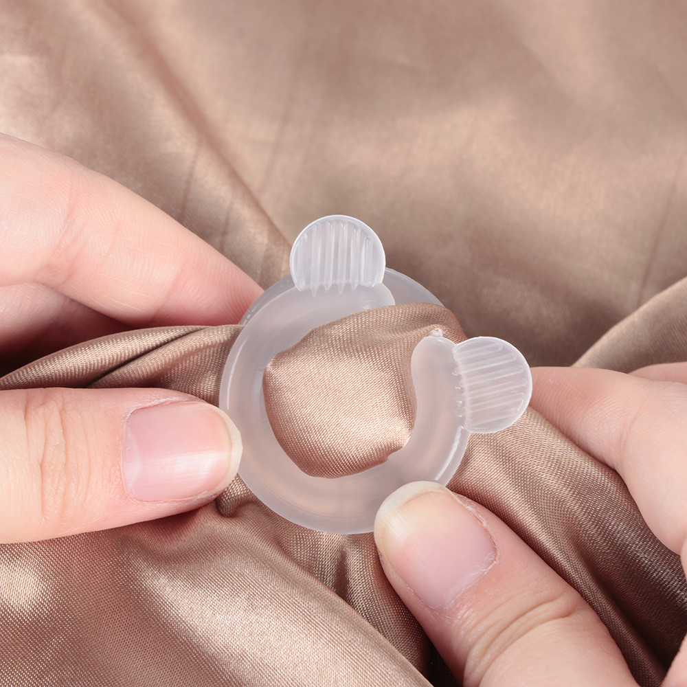 4Pcs 2025 Comforter Grippers Quilt Clip Portable Blankets Sheet Accessories new Fastener Clips Plastic Bed Duvet Holders Durable
